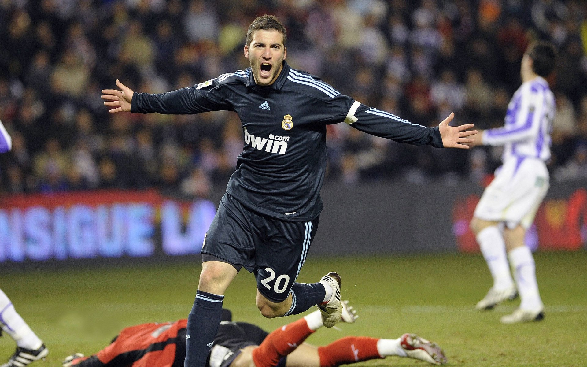 体育赛事直播热点新闻